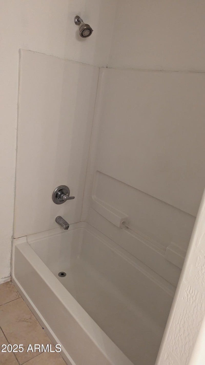 PXL_20250809_175211424