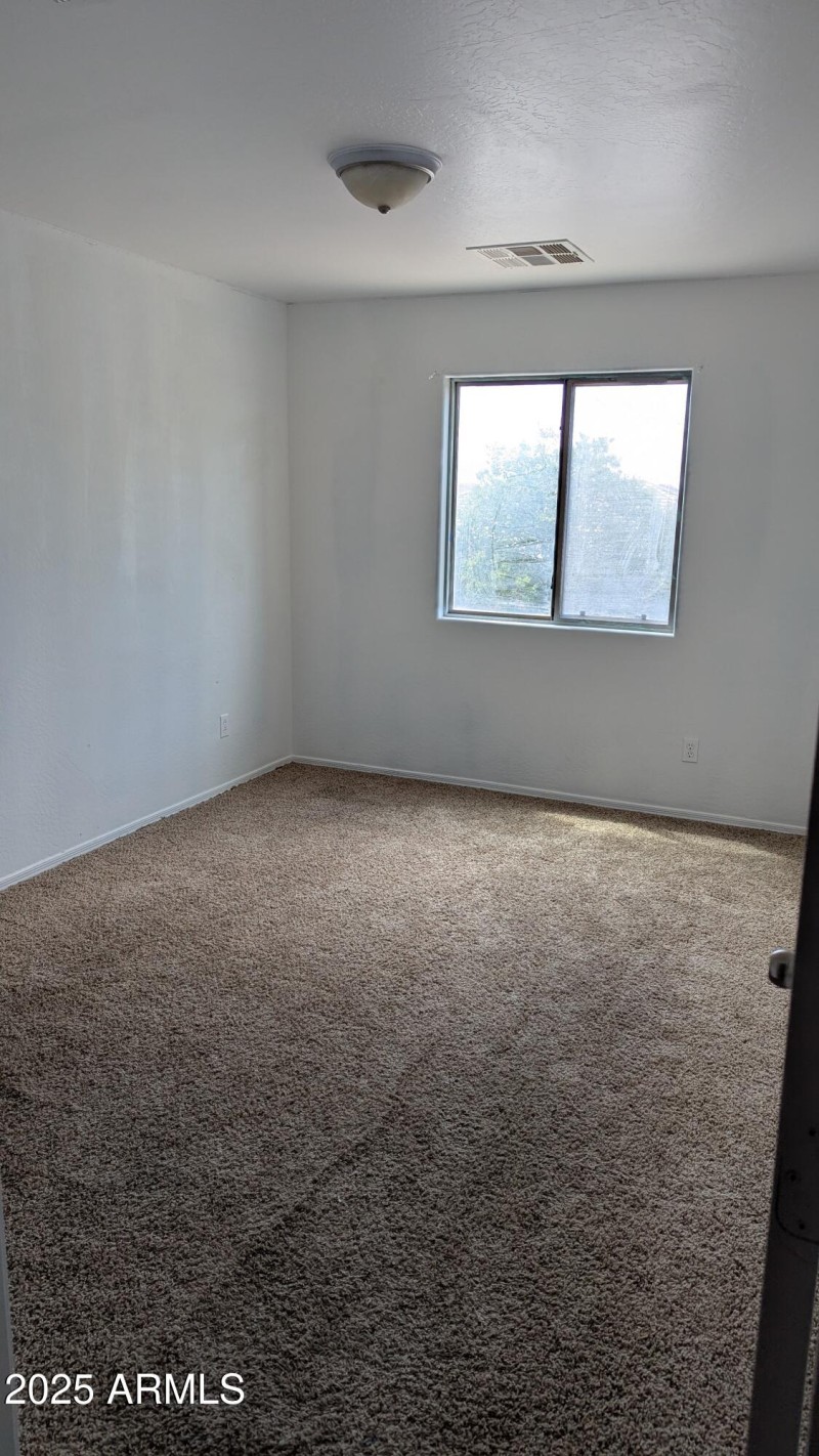 PXL_20250809_175044219