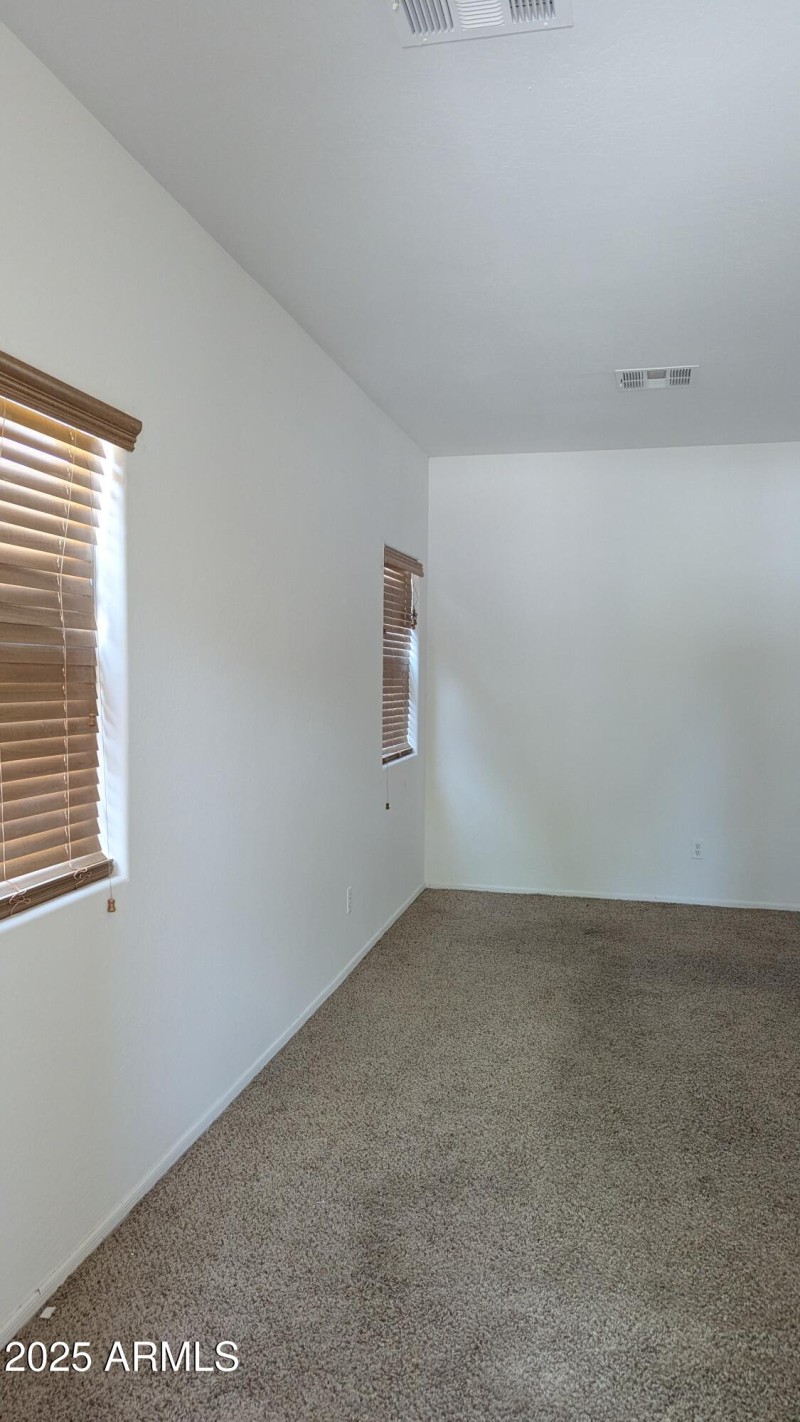 PXL_20250809_173506745