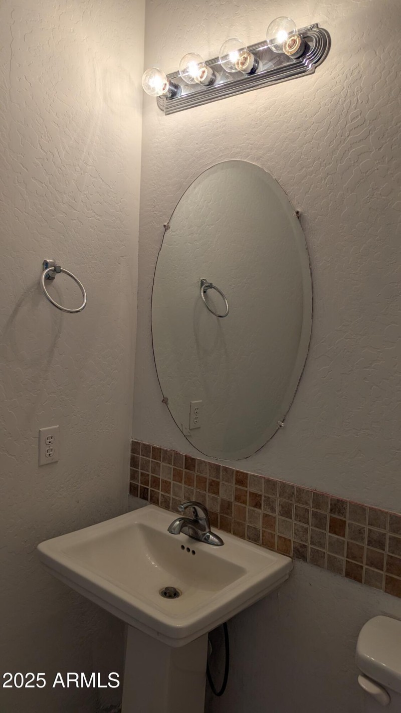 PXL_20250809_173936595