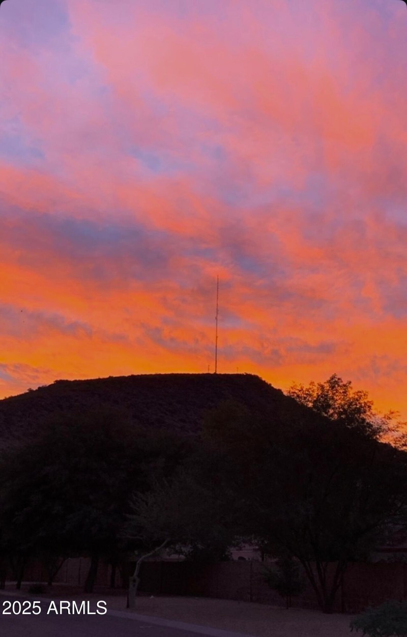 Fabulous hiking nearby