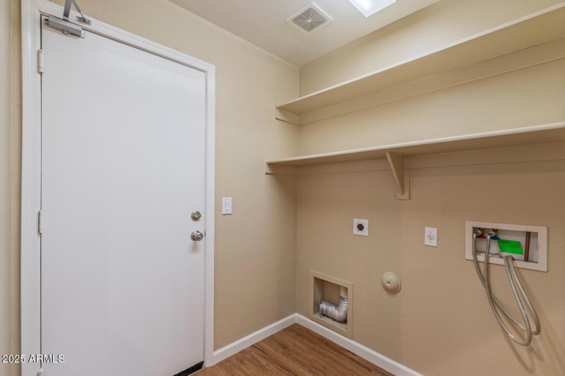 17859 West Eugene Terrace-large-020-004-