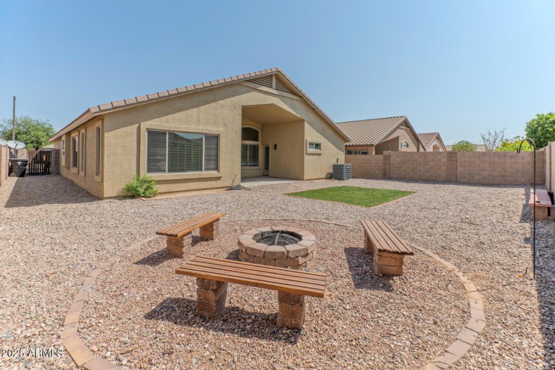 17859 West Eugene Terrace-large-026-025-