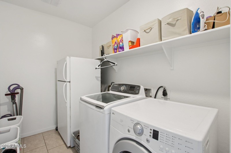 25-web-or-mls-W Tenia Trail-S2108-023