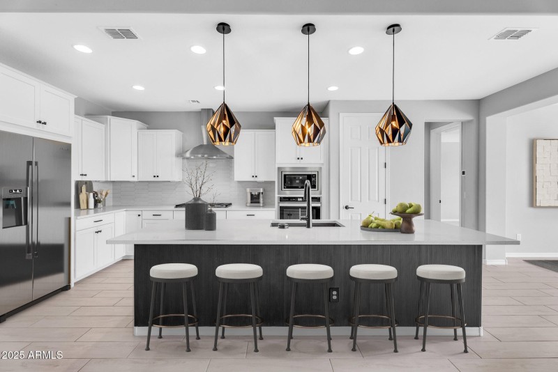 004_16-web-or-mls-coles-13_1_133