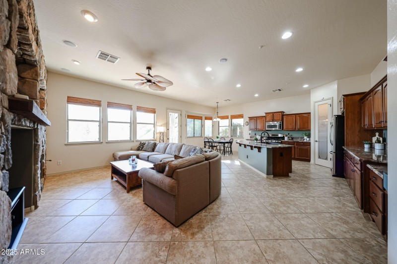 Great Entertaining Space