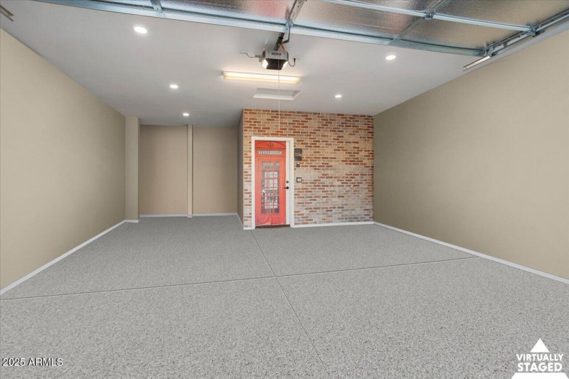 Garage - Decluttered/Virtual