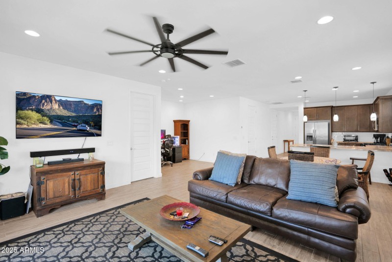 21-web-or-mls-P1280509