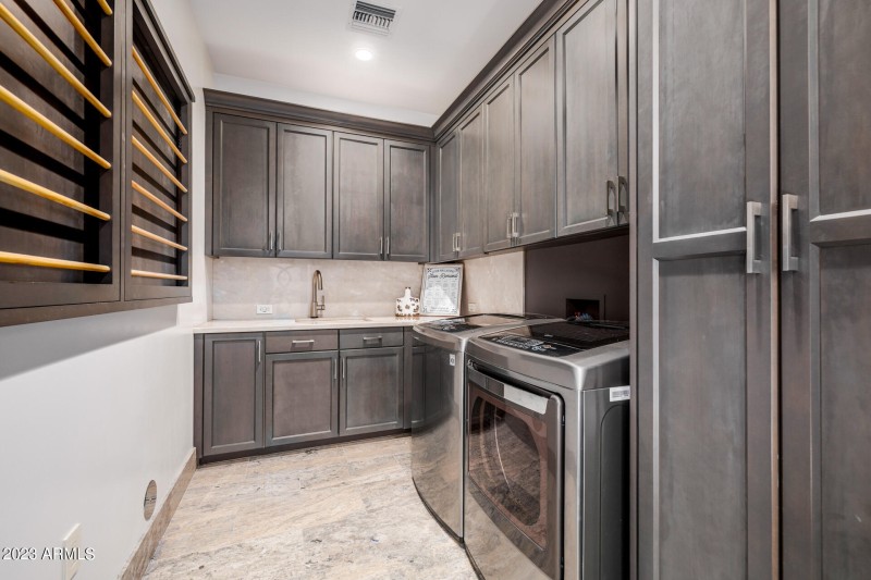 Interior View 22 Laundry Room