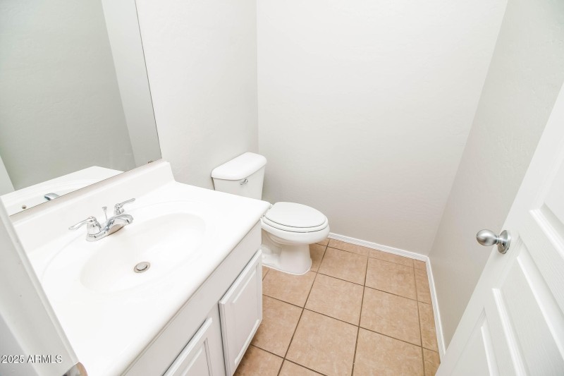 016-photo-bathroom-14732658