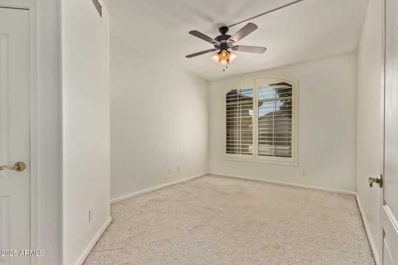 5TH BEDROOM/DEN WITH CLOSET