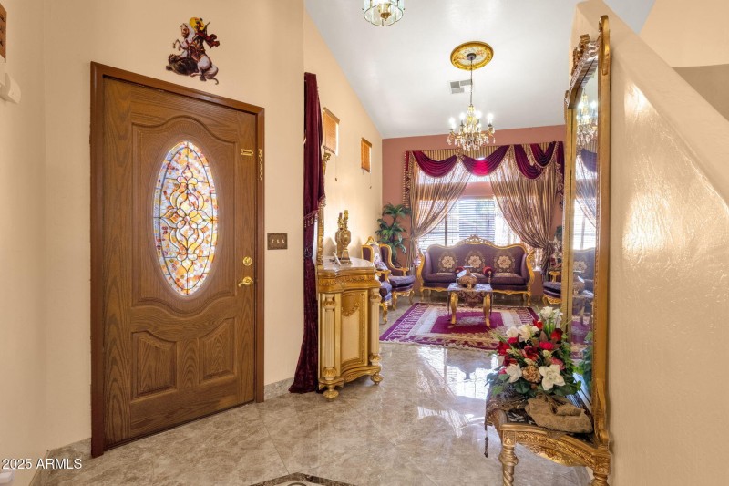 7-web-or-mls-735-e-geronimo-st