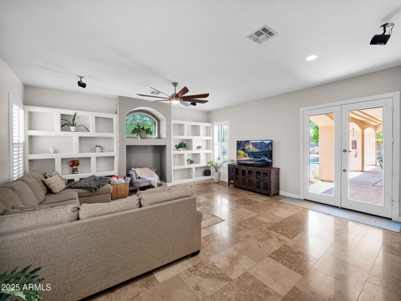 28-web-or-mls-_1588359