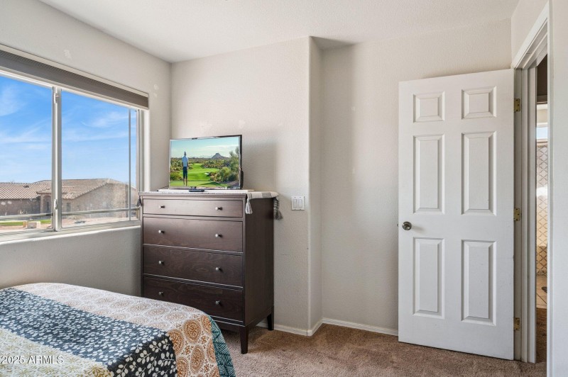 22-web-or-mls-1136-e-avenida-isabella