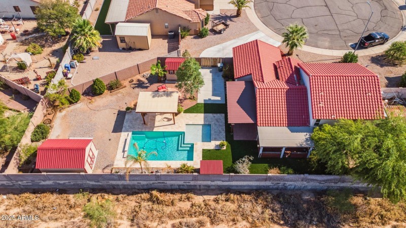 41-web-or-mls-1136-e-avenida-isabella