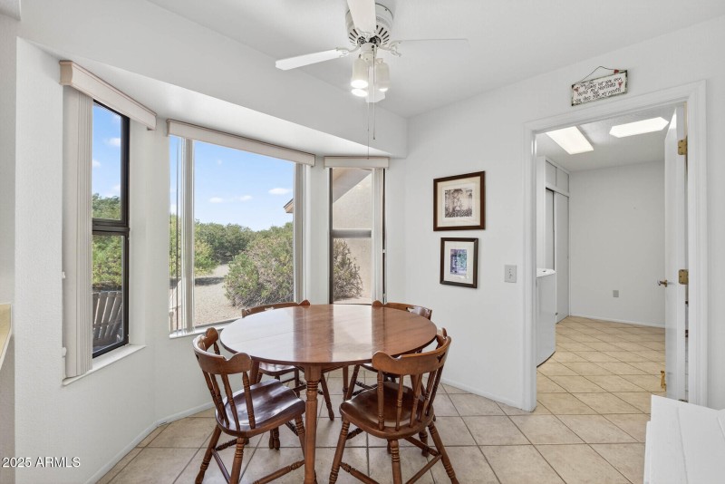 Bayed Kitchen Breakfast Nook