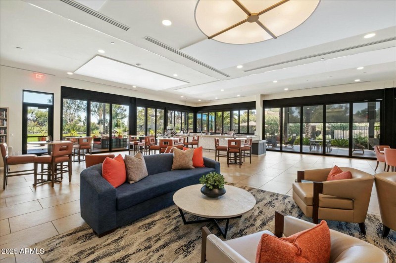 20250327030504929592000000-o