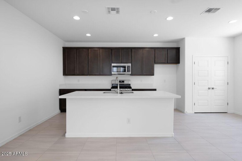 14657 W Sandhill - Ready Now