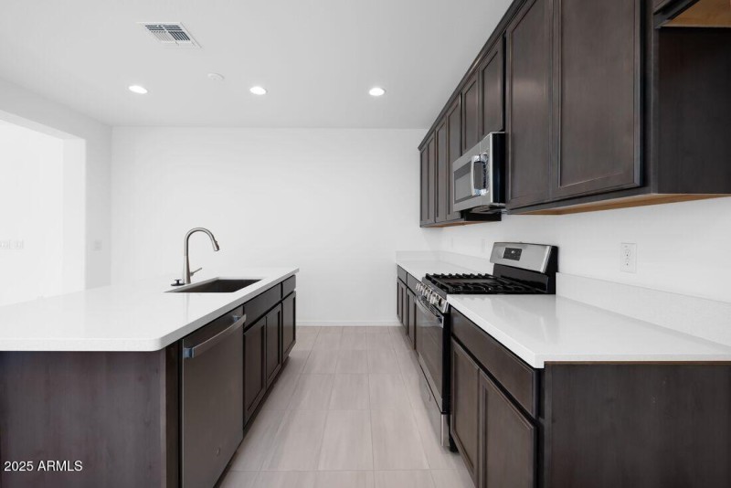 14657 W Sandhill - Ready Now