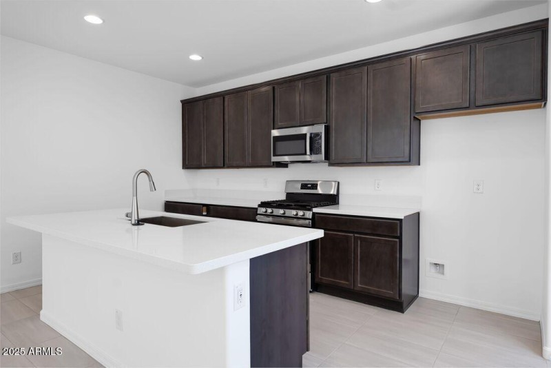 14657 W Sandhill - Ready Now