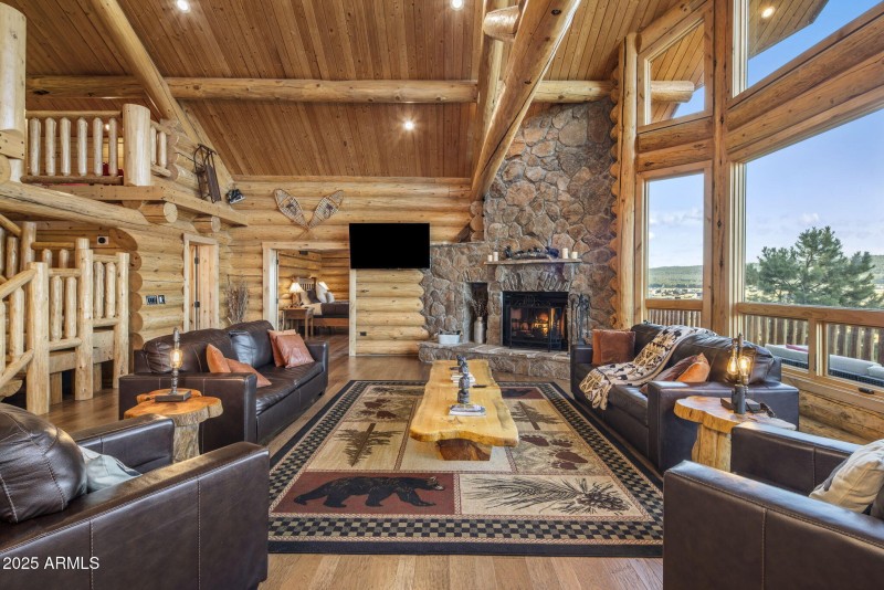 17-web-or-mls-D46A8812