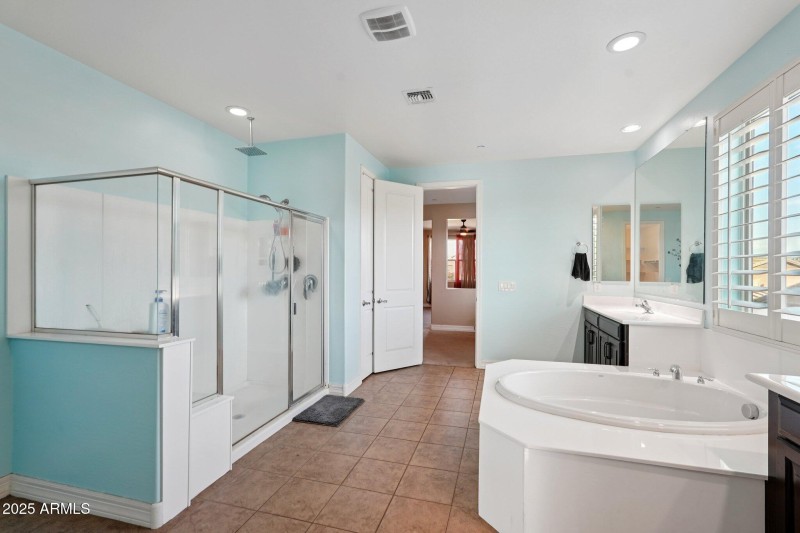 54-web-or-mls-S 105th Dr-S2108-054