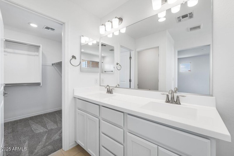 14669 W Sand Hill - Ready Now