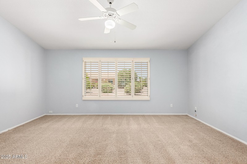 16 Spacious Primary Bedroom