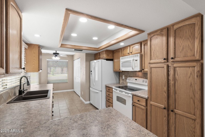 008___747 S Arrowwood Way