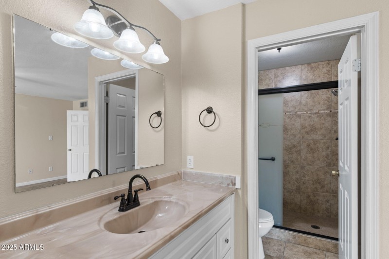 013___747 S Arrowwood Way