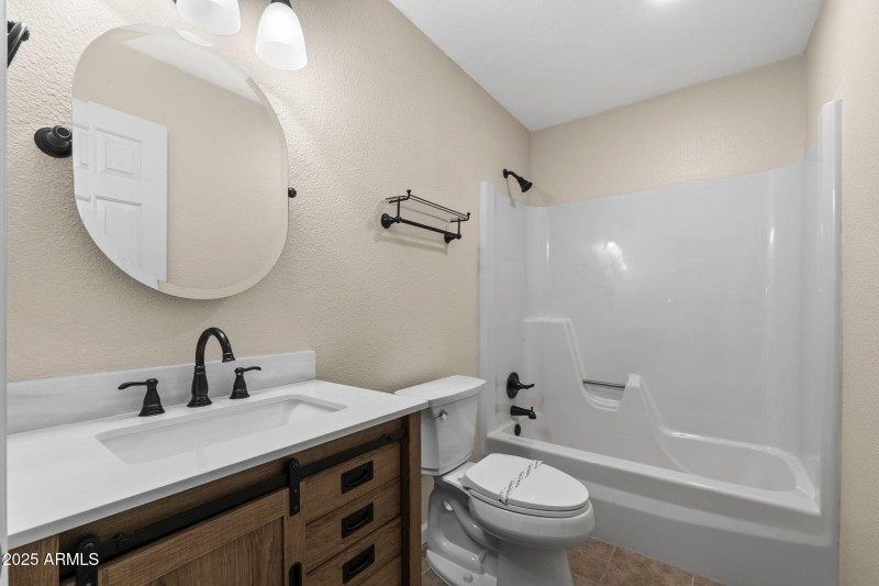 017___747 S Arrowwood Way