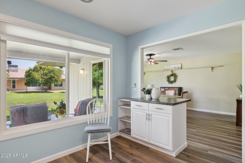 14-web-or-mls-19033-n-signal-butte-cir