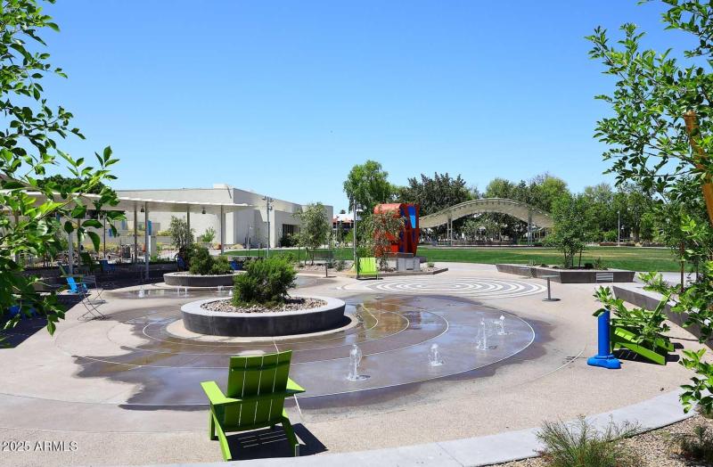 Scottsdale Civic Center Mall-Splash Pad