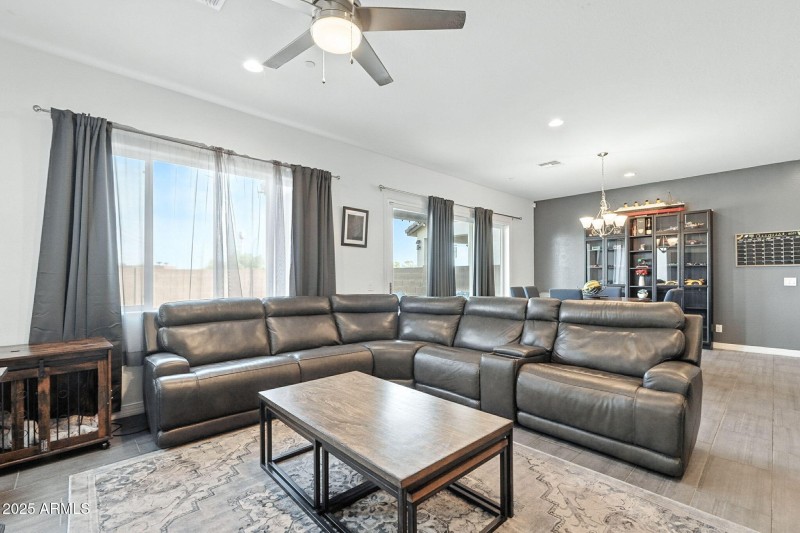 9-web-or-mls-Phelps-9