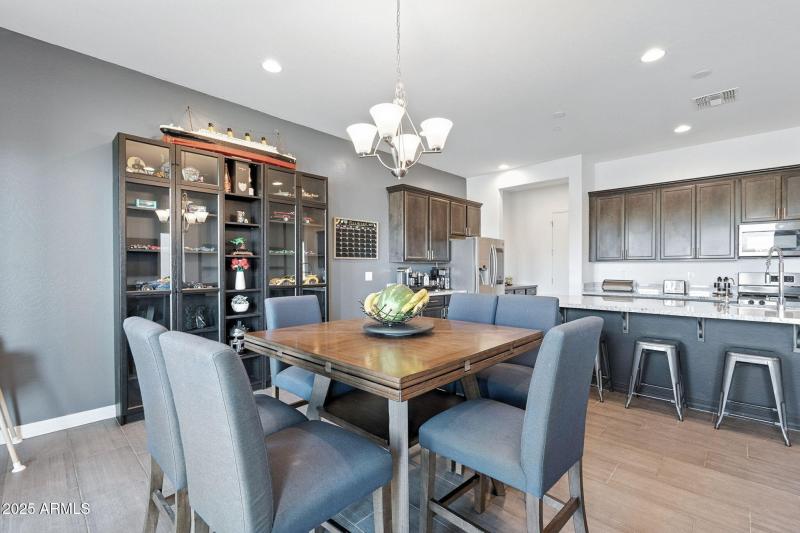 15-web-or-mls-Phelps-15