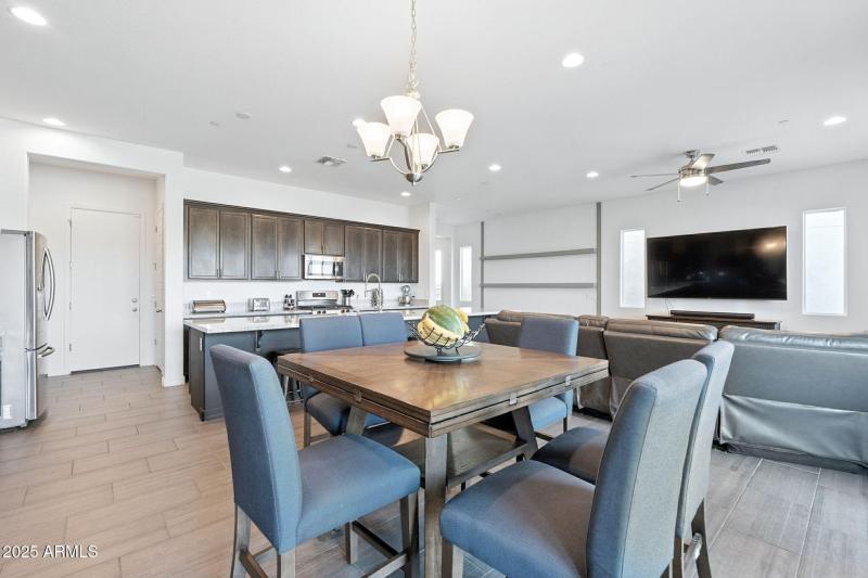 16-web-or-mls-Phelps-16