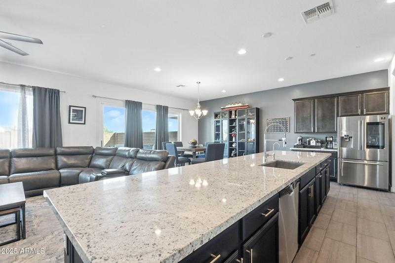 21-web-or-mls-Phelps-21