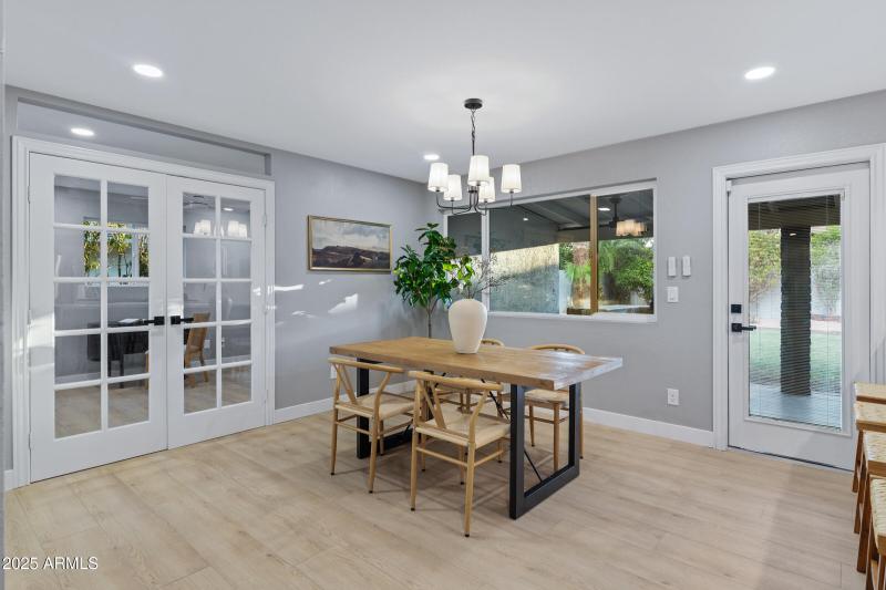 11020 N 39th St-9