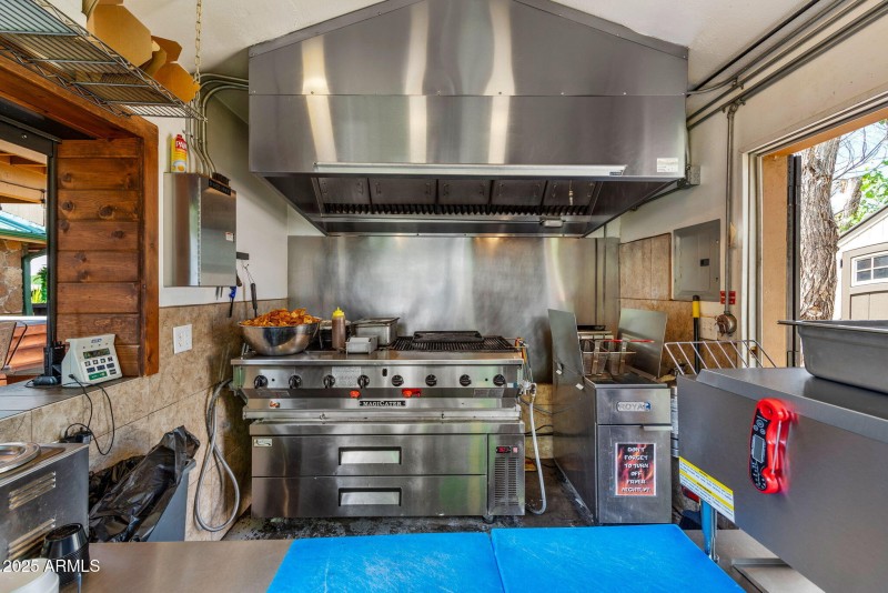 2044EWhiteMountainBlvd-PinetopAZ-20