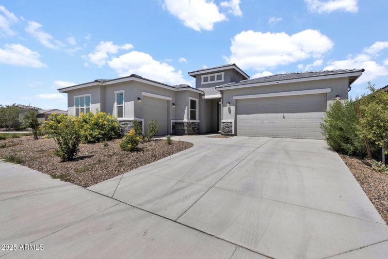 3-web-or-mls-368A1045