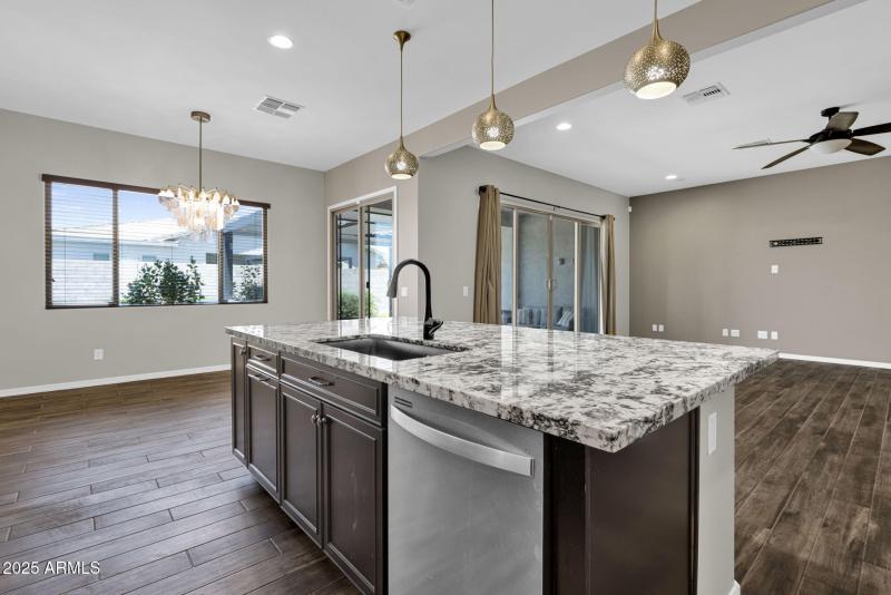 16-web-or-mls-368A1101