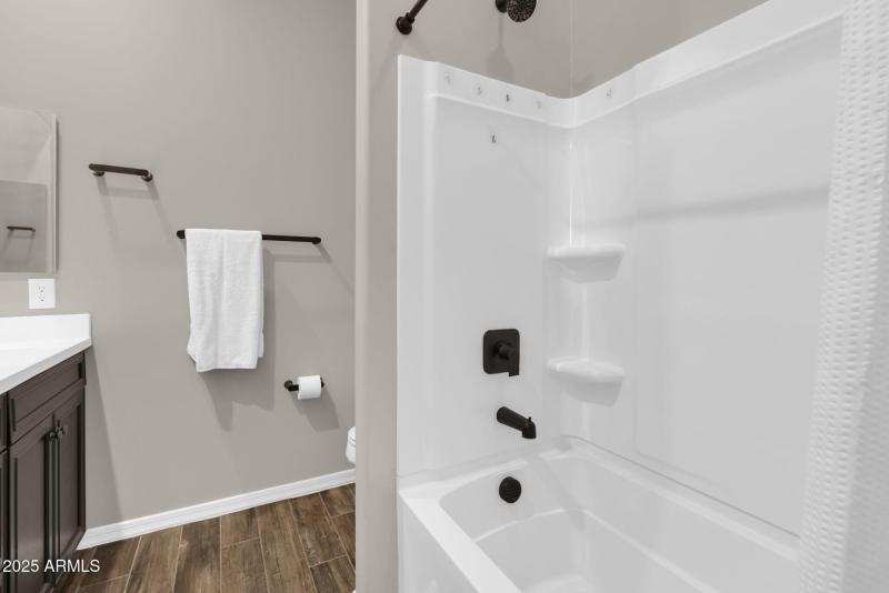 25-web-or-mls-368A1137