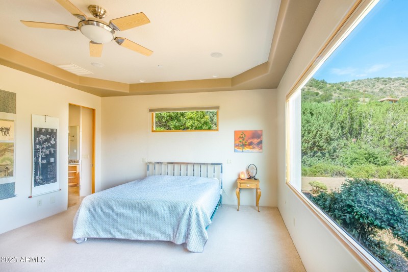 1FEBDA65-7191-4132-B8A1-9431E4E9CF5B