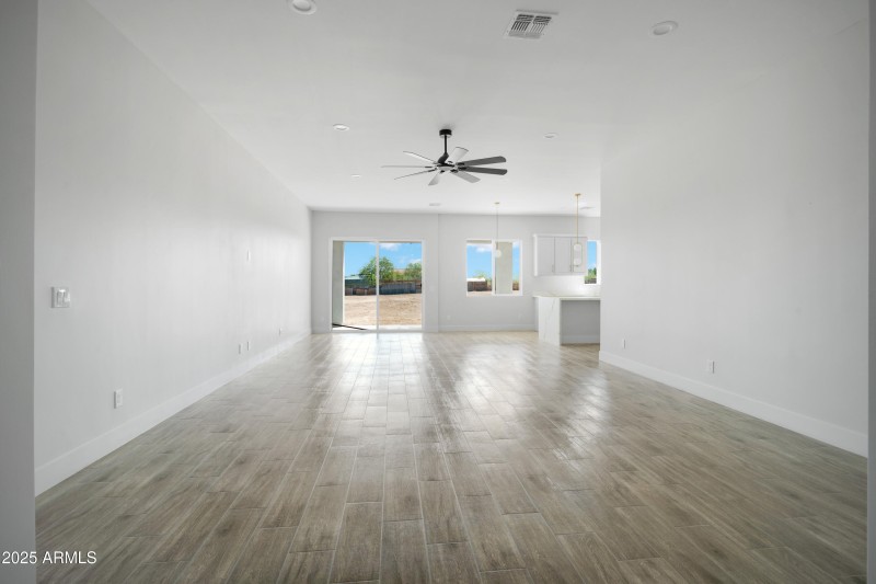 Listing Pictures -37