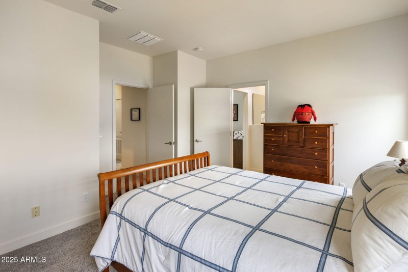 16-web-or-mls-D46A3535 copy