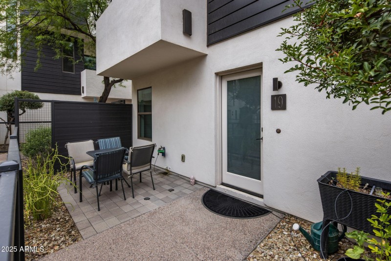 25-web-or-mls-D46A3607 copy