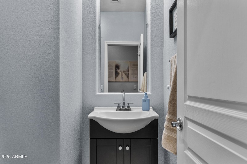 1155 W Laredo Ave-21