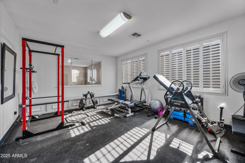 1155 W Laredo Ave-29