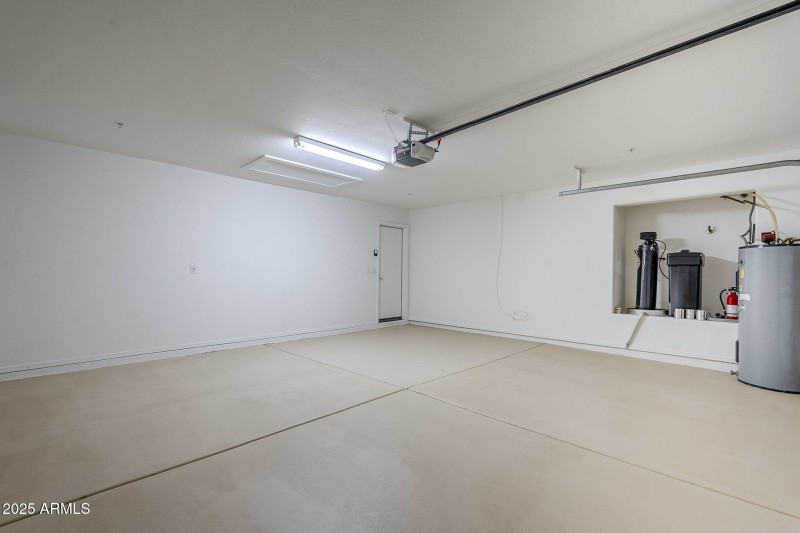 Clean Oversized Garage