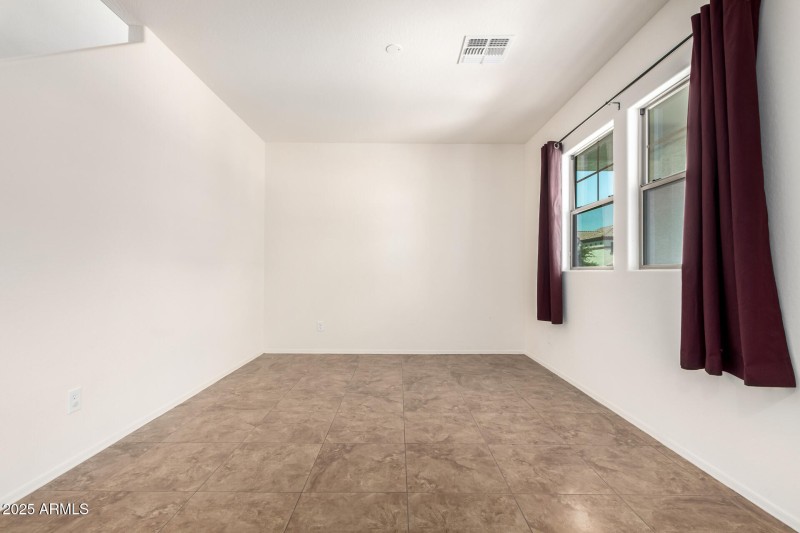 Formal Living Room 2-1